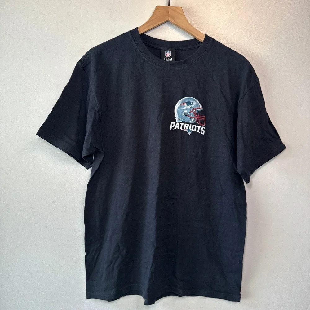NFL Team Apparel New England Patriots Graphic T-Shirt Black Men's Large